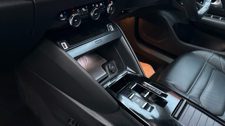 Citroen C4 100kW Shine Plus 50kWh 5dr Auto Electric Hatchback